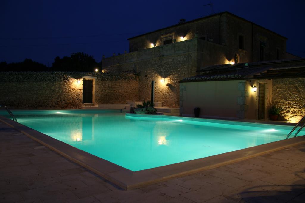 Casina Di Grotta Di Ferro Guest House Santa Croce Camerina Exterior photo